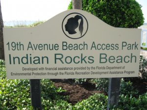 19thavebeachaccess_sign